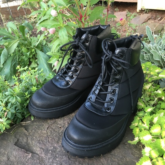 🖤 Zara Black Lace up Combats 🖤😊 - Picture 3 of 8